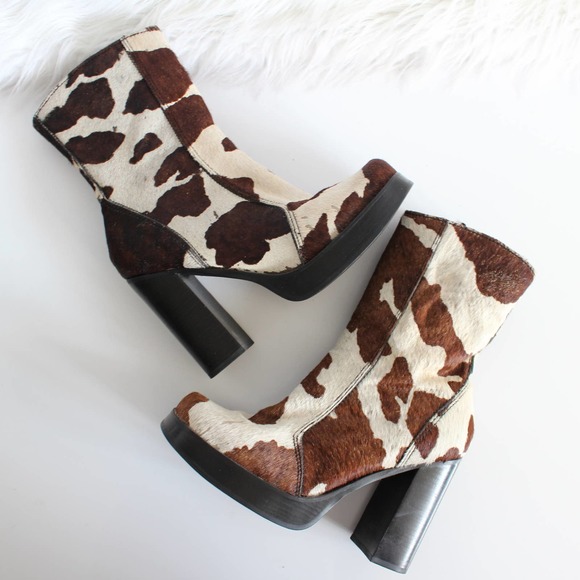 Steve Madden Brown and Cream Ankle Boots - Picture 2 of 13